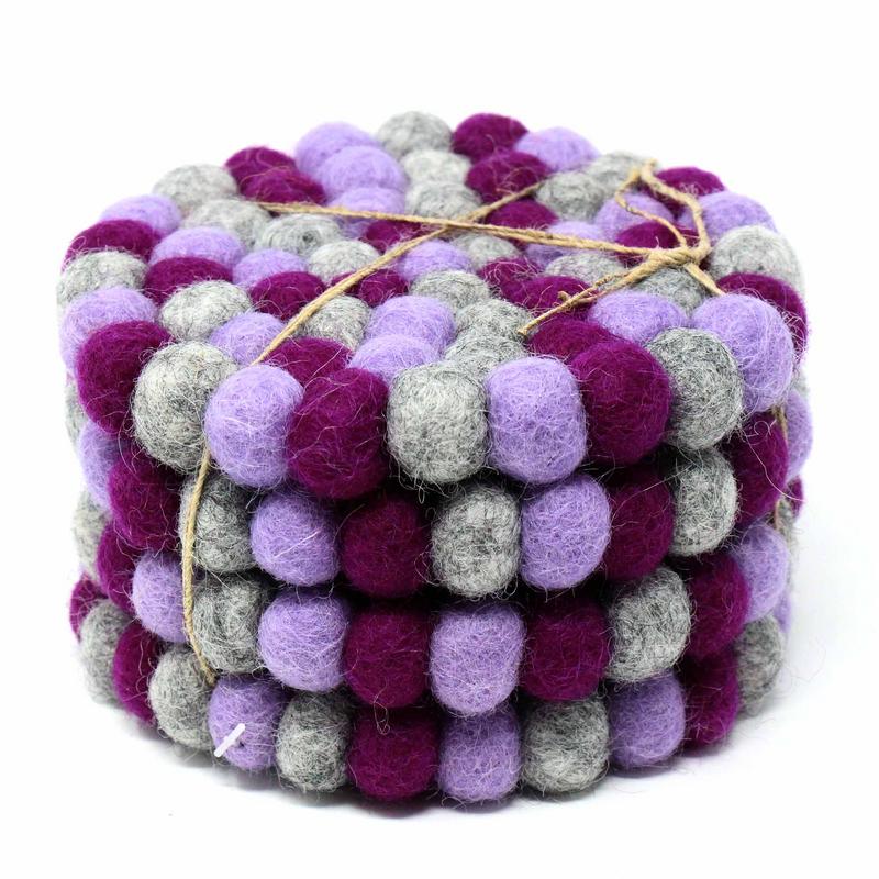 Sous-verres en feutre fabriqués à la main du Népal : paquet de 4, Chakra Purples - Global Groove (T)