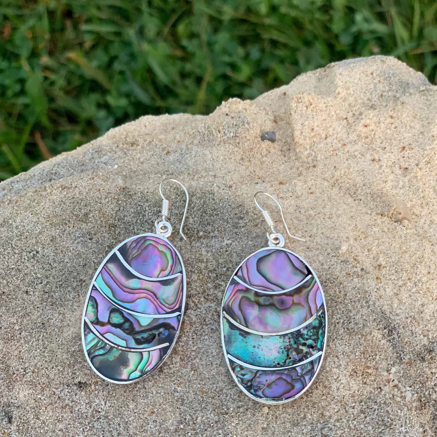 Boucles d'oreilles ovales en ormeau à bandes