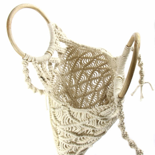 Sac en macramé avec poignée en bois