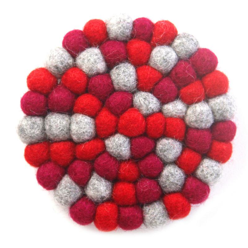 Sous-verres en feutre fabriqués à la main du Népal : paquet de 4, Chakra Reds - Global Groove (T)