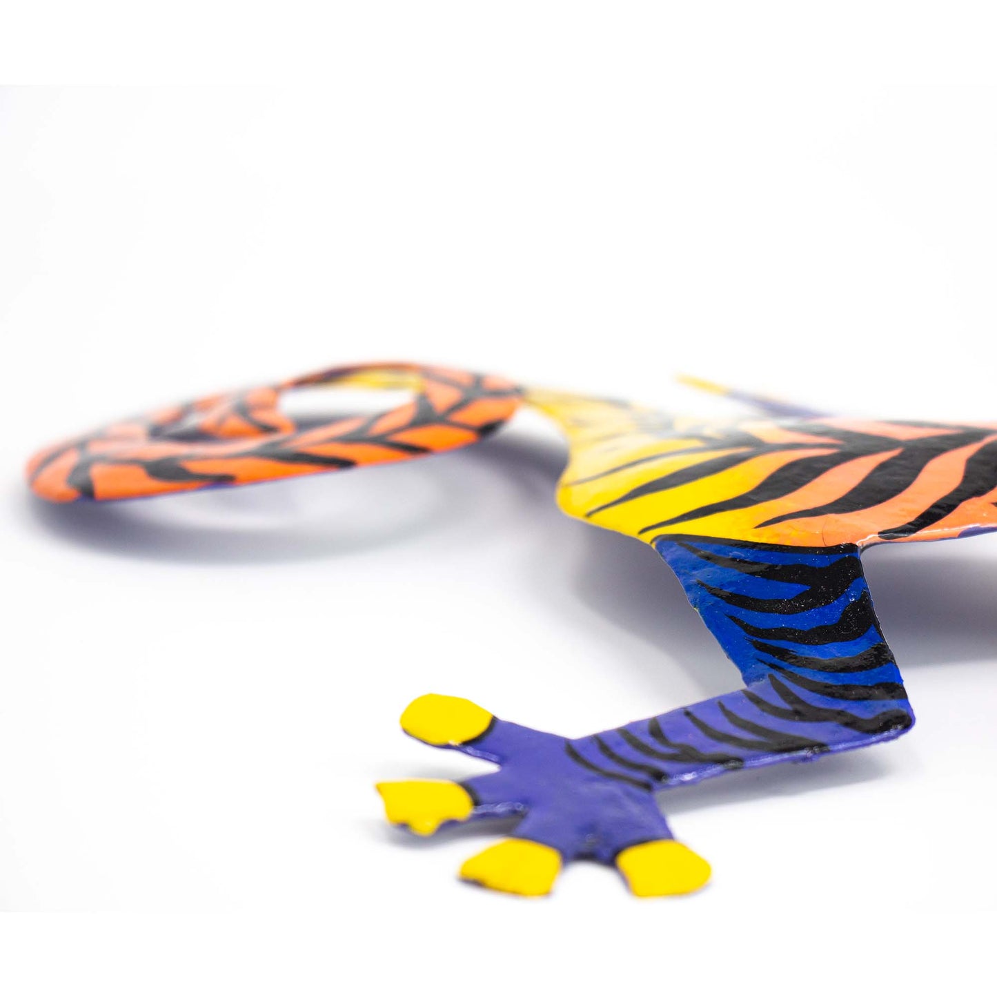 Art mural de tambour en acier haïtien Gecko coloré, stipes noires de 13 pouces