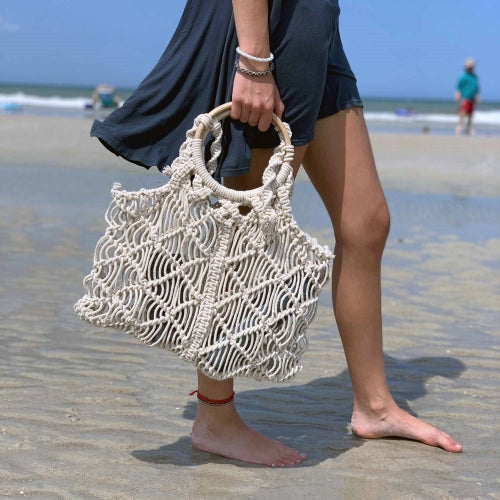 Sac en macramé avec poignée en bois