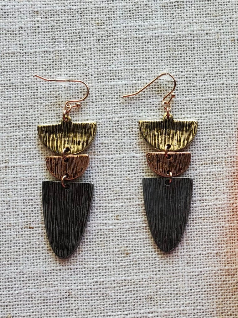 Otemanu Earring: Bridesmaid gift | Beach | Tropical Vibe | Dangle earring | Handmade jewelry | BOHO Festival | 18K gold plated earring