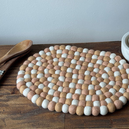 Felt Casserole Trivet, Sunset Sands