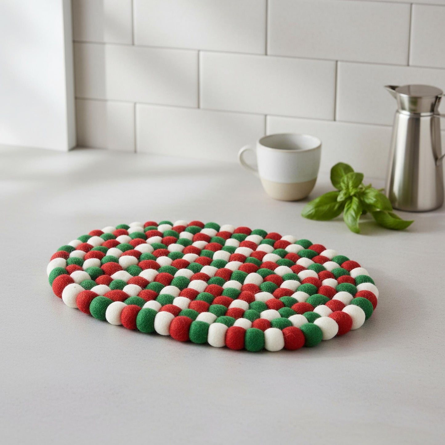 Felt Casserole Trivet, Classic Christmas