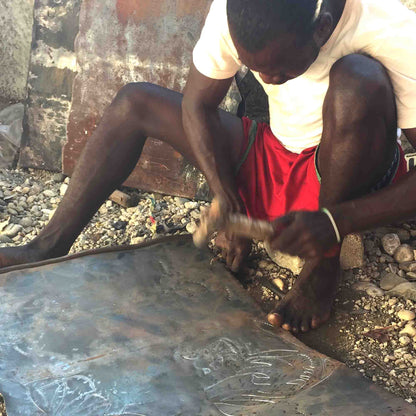 Cardinal sur branche, art mural de tambour en acier haïtien peint