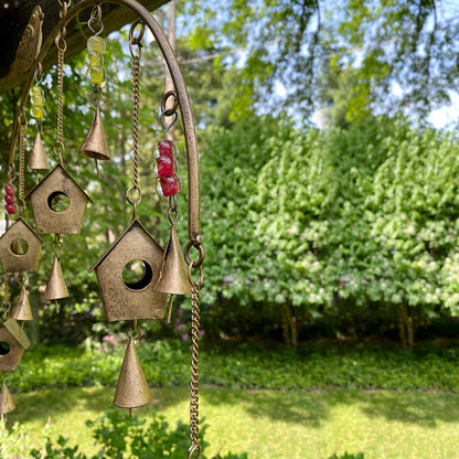 Carillon d’oiseau fabriqué à la main, perles de fer et de verre recyclées