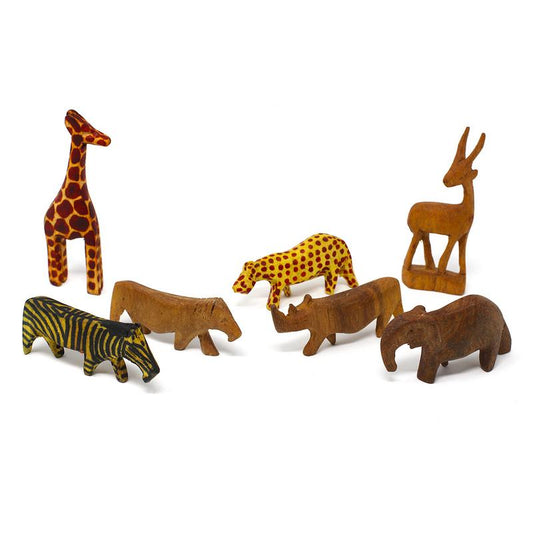Håndskårne miniature-safaridyr i træ, sæt med 7