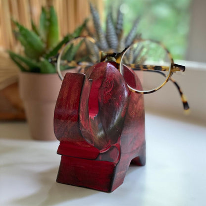 Support à lunettes éléphant en délavé rouge